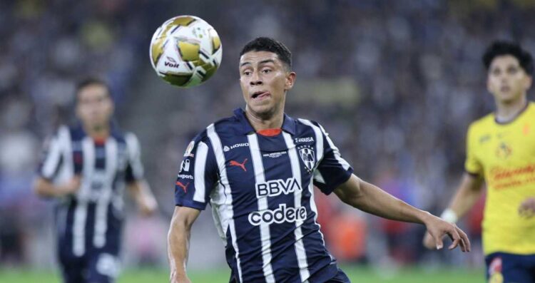 Johan Rojas se va a Necaxa a préstamo por un año sin opción a compra