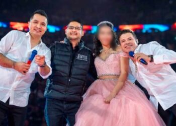 Jorge Medina y Josi Cuen sorprenden a una quinceañera en la Feria de León 2025
