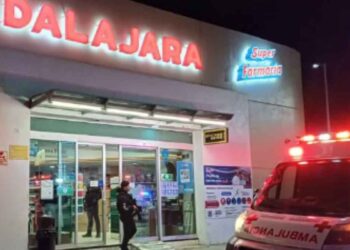 Ladrón asalta farmacia Torreón