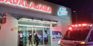 Ladrón asalta farmacia Torreón