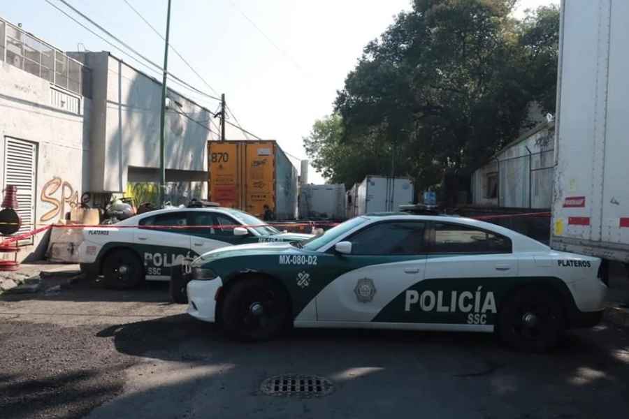 Masculino pierde la vida al ser arrollado por un tráiler en la Ciudad de México