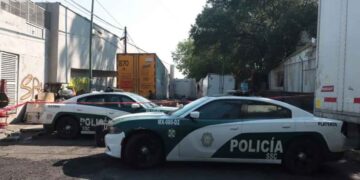 Masculino pierde la vida al ser arrollado por un tráiler en la Ciudad de México