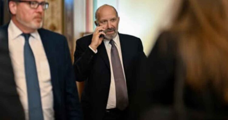 México podría evitar aranceles si combate migración y fentanilo: Secretario de Comercio de EU, Howard Lutnick