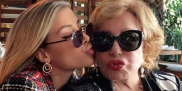Michelle honra Silvia Pinal