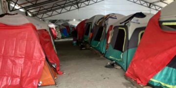 Migrantes en Matamoros enfrentan riesgo por bajas temperaturas la próxima semana