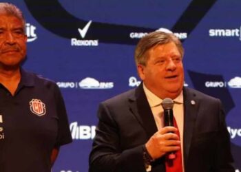 Miguel Herrera presenta su lista de convocados para debutar con la Selección de Costa Rica ante Estados Unidos