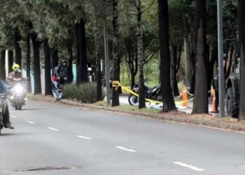 Motociclista fallece tras impactarse contra un árbol en Iztapalapa, CDMX