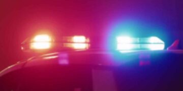 Mujer roba camioneta Mante