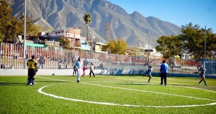 Municipio de Santa Catarina prepara la rehabilitación de 159 canchas deportivas