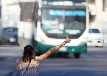 Nuevo León: líder en costo de transporte en México