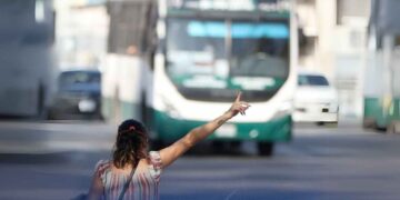 Nuevo León: líder en costo de transporte en México