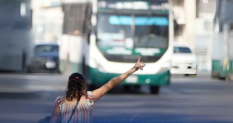 Nuevo León: líder en costo de transporte en México