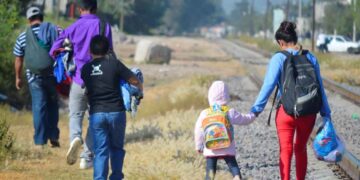 PAN propone fondo de atención a migrantes ante posible deportación masivas