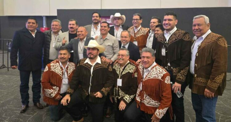 Participa Alcalde Carlos Peña Ortiz en Encuentro Nacional Municipal con la Presidenta Claudia Sheinbaum Pardo