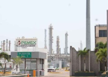 refinerías Pemex procesamiento