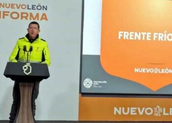 Protección Civil alerta por frío y hielo en carreteras de Nuevo León