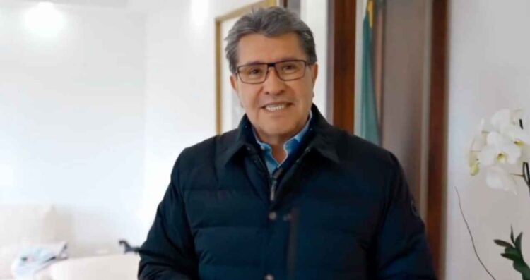 Ricardo Monreal pide respeto y apoyo para migrantes mexicanos ante amenazas de deportación