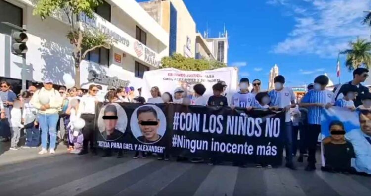 Sinaloa SSPC dos menores y su padre