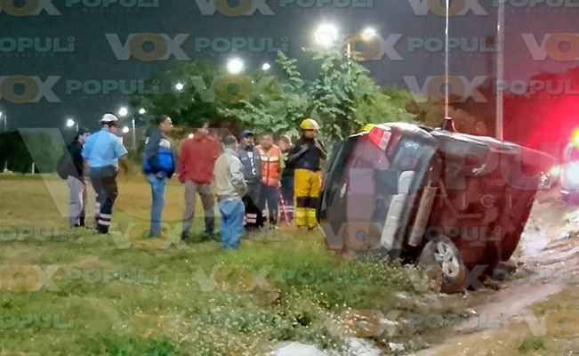 Se registran dos volcaduras durante la madrugada en distintos puntos de Altamira, Tamaulipas