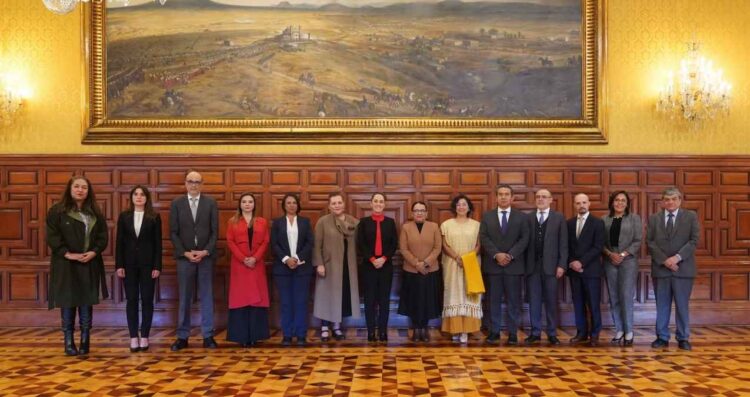 Sheinbaum reunión consejeros del INE