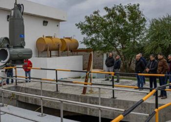 Supervisa alcalde Alberto Granados instalación de nueva bomba en cárcamo del Ejido La Venada de Matamoros