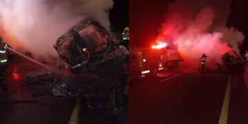Tráiler cargado con aceite comestible vuelca y se incendia en la carretera León Guzmán-Durango
