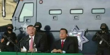 ex servidor público cercano a García Luna