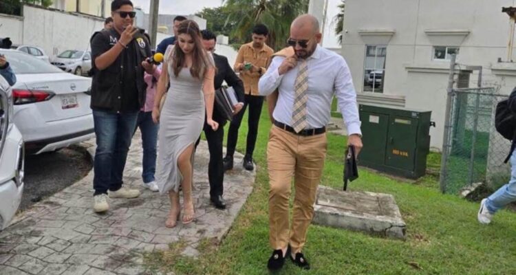abogado abandona caso Melanie