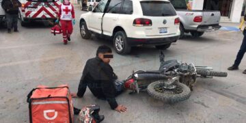 accidente con repartidor en Victoria