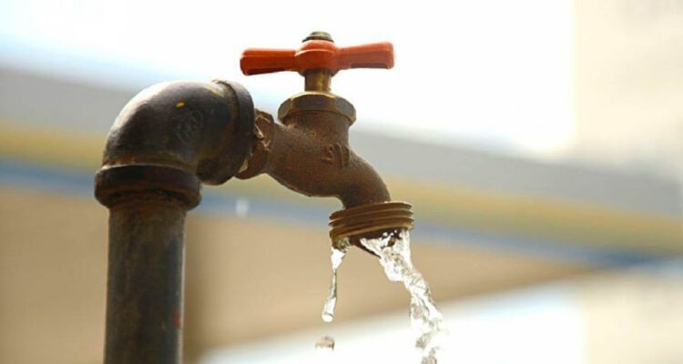 contenedores de agua en Tamaulipas