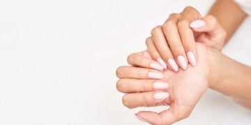 cuidar uñas manos