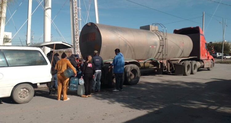 distribución de agua Nuevo Laredo