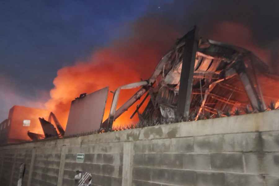 incendia fábrica Escobedo (1)