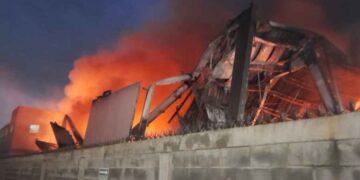 incendia fábrica Escobedo (1)