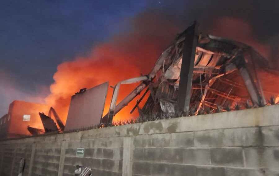incendia fábrica Escobedo (1)