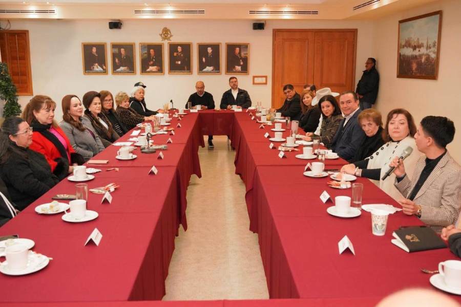 reunión de trabajo en Nuevo Laredo