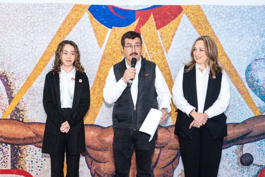 saludo de año nuevo a la uat