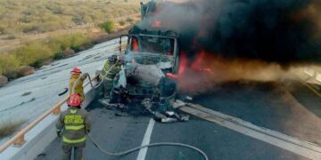 tráiler llamas Monterrey