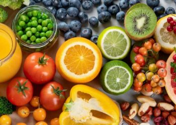 vitamina que fomenta la producción de colágeno