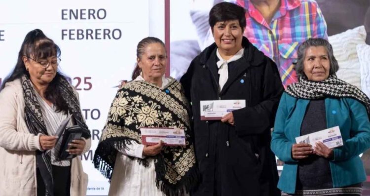¿Qué hacer si no recibes el mensaje para tu tarjeta de la Pensión Mujeres Bienestar