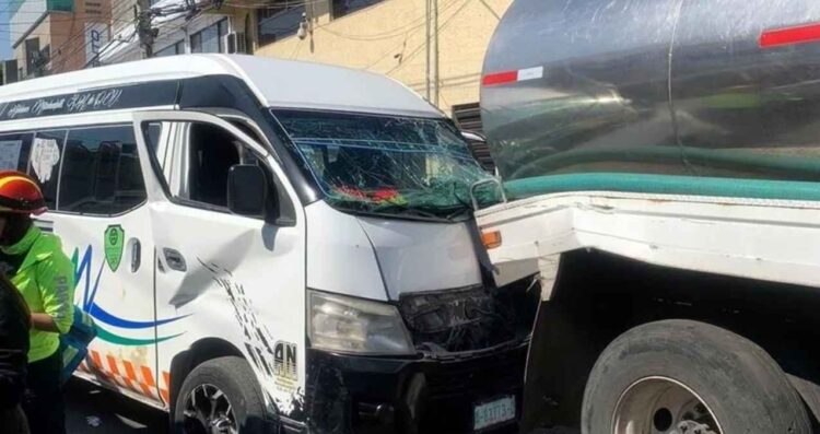 Accidente Ecatepec nueve lesionados