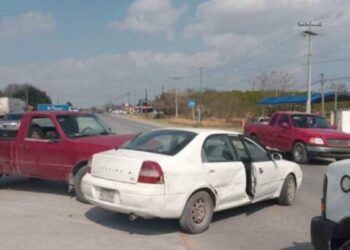 Accidente en San Fernando, Tamaulipas, deja a una mujer lesionada
