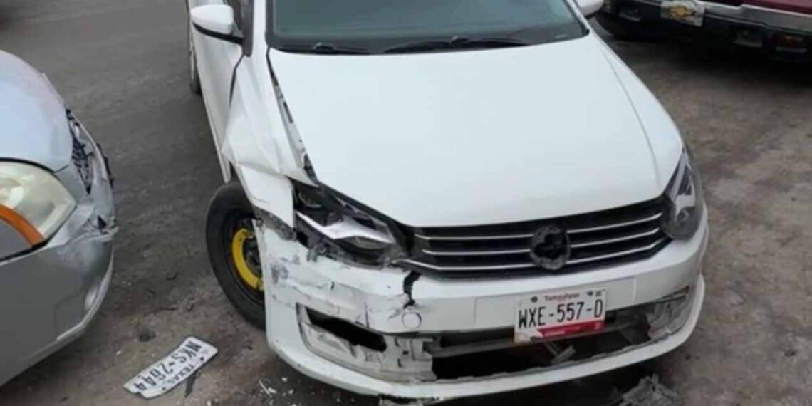 Accidente vial en Matamoros, Tamaulipas deja un lesionado y daños materiales