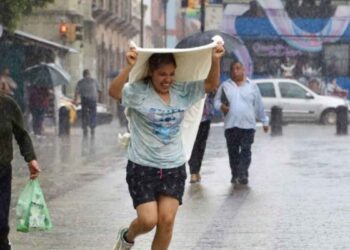 Activan alerta amarilla en CDMX por lluvias fuertes y vientos de hasta 50 kmh