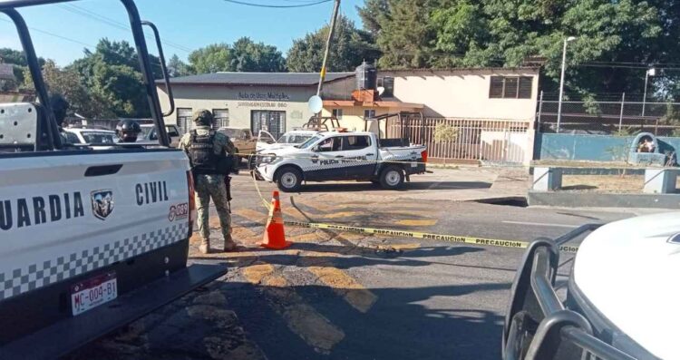 Agentes de seguridad son agredidos por sujetos armados en Tingüindín, Michoacán; hay un muerto y 4 heridos