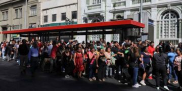 Apagón masivo deja sin luz a Chile en plena ola de calor