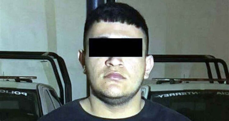 Arrestan en Monterrey a presunto ladrón de catalizadores de auto