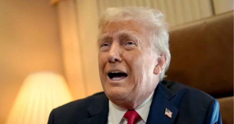 Bloquean tercer fallo de Trump sobre la ciudadanía por derecho de nacimiento