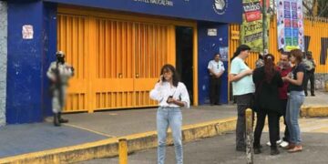 CCH Naucalpan suspende clases tras detonaciones de petardos