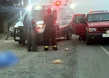 Camioneta atropella y mata a joven en la Carretera a Colombia